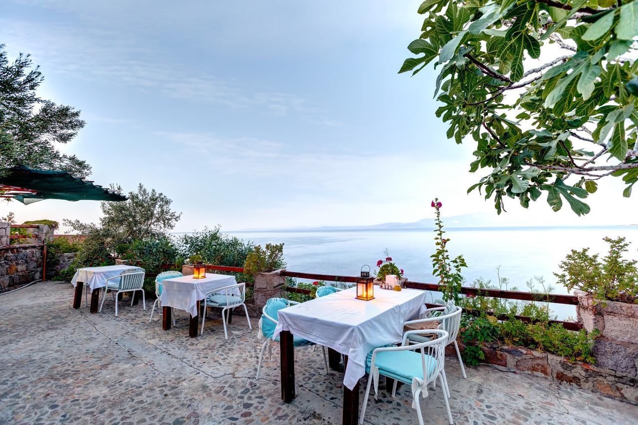 Assos Terrace Hotel Eksteriør billede